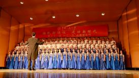 穿驼色大衣时,搭配什么颜色的鞋子比较好?-实时热门话题分享平台