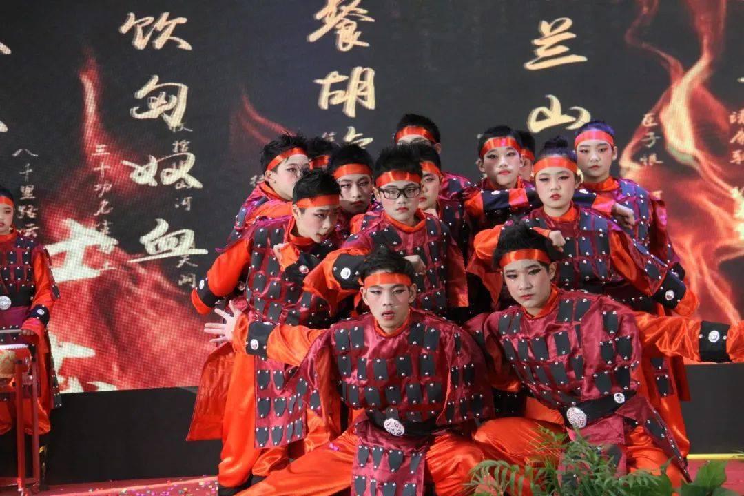 你是否吻得到我的笑脸是什么歌曲？游戏画面