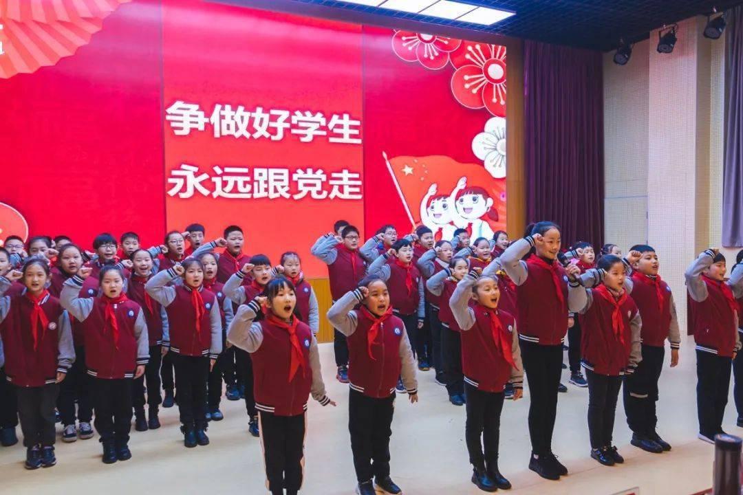 微信小游戏少年名将平民极限最强阵容游戏画面