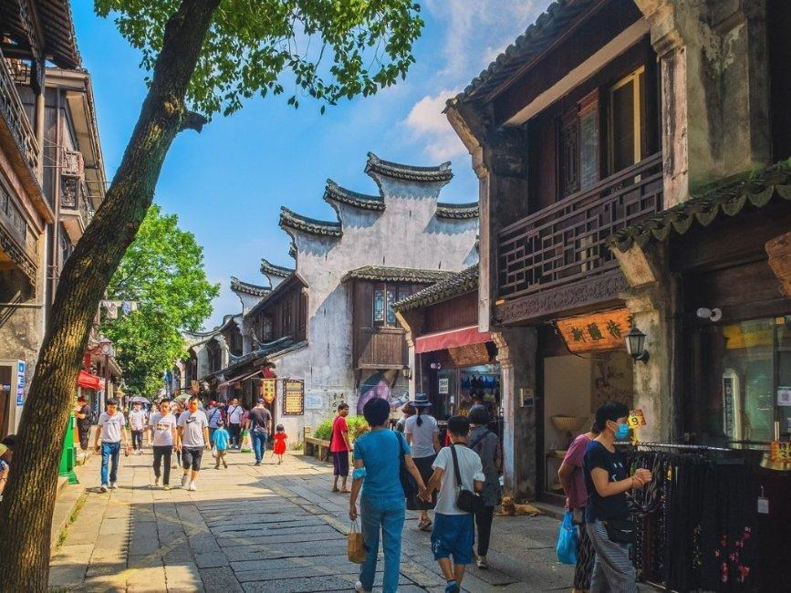 老旧的停车场3